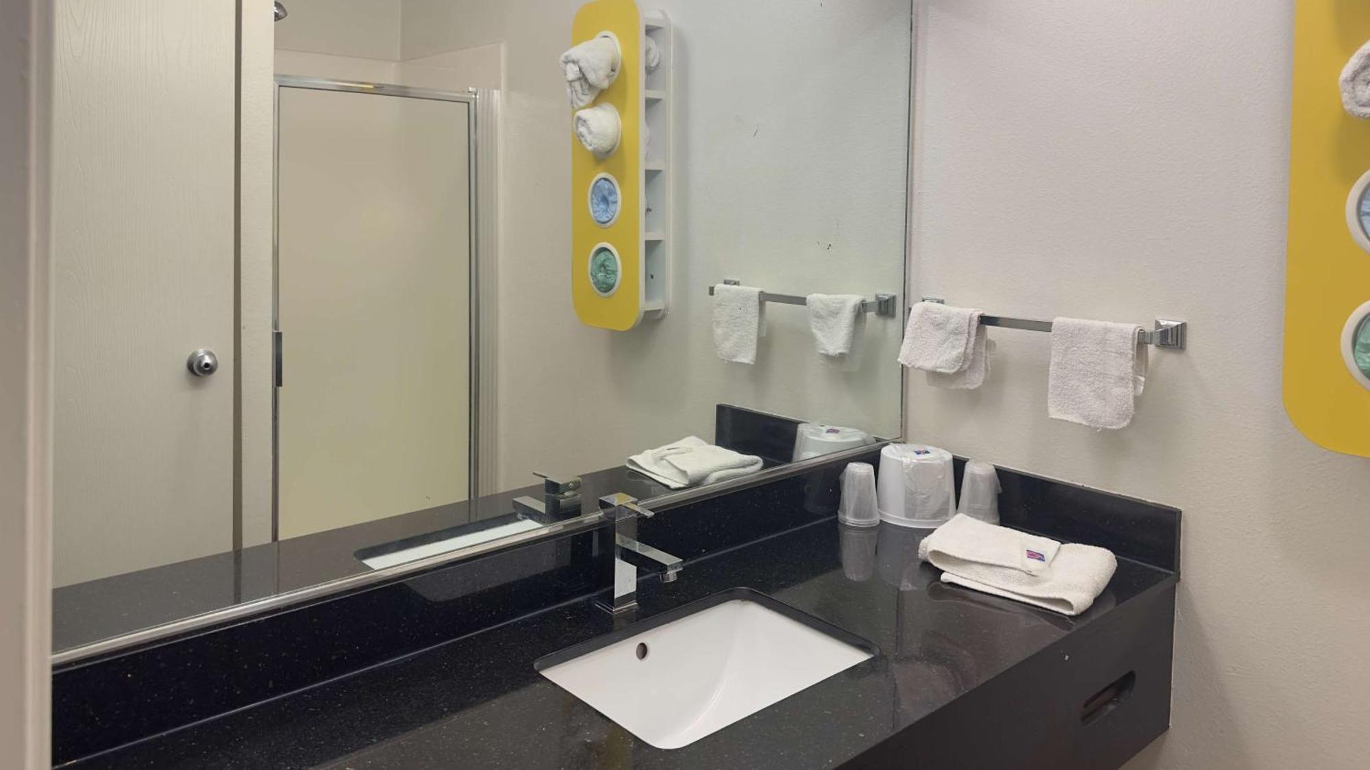 Motel 6-Waterloo, Ia Dış mekan fotoğraf