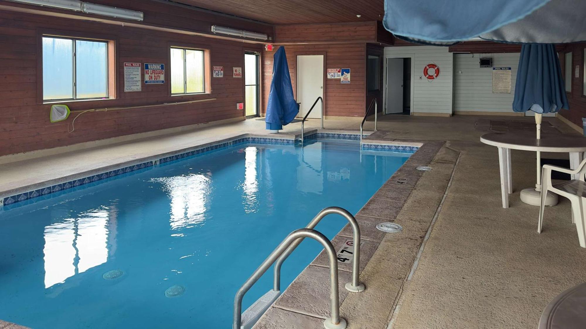 Motel 6-Waterloo, Ia Dış mekan fotoğraf