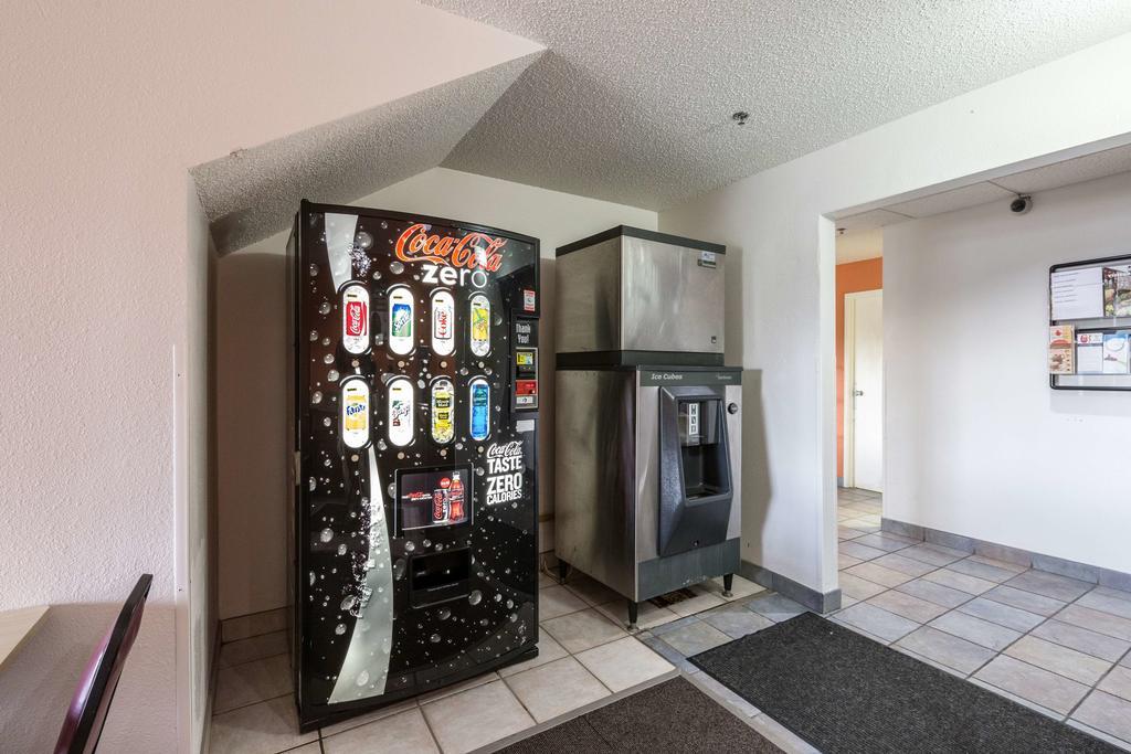 Motel 6-Waterloo, Ia Dış mekan fotoğraf