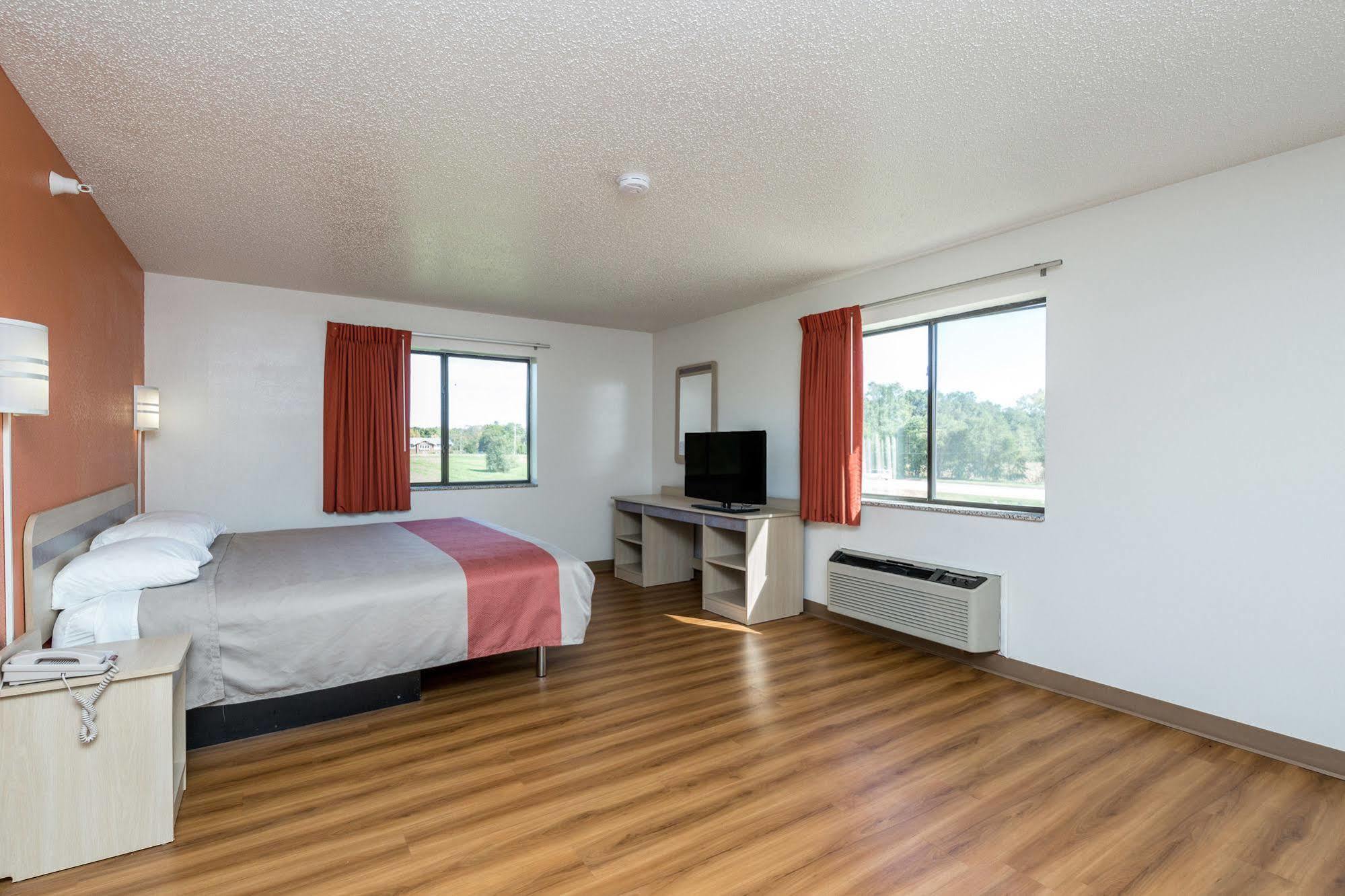 Motel 6-Waterloo, Ia Dış mekan fotoğraf