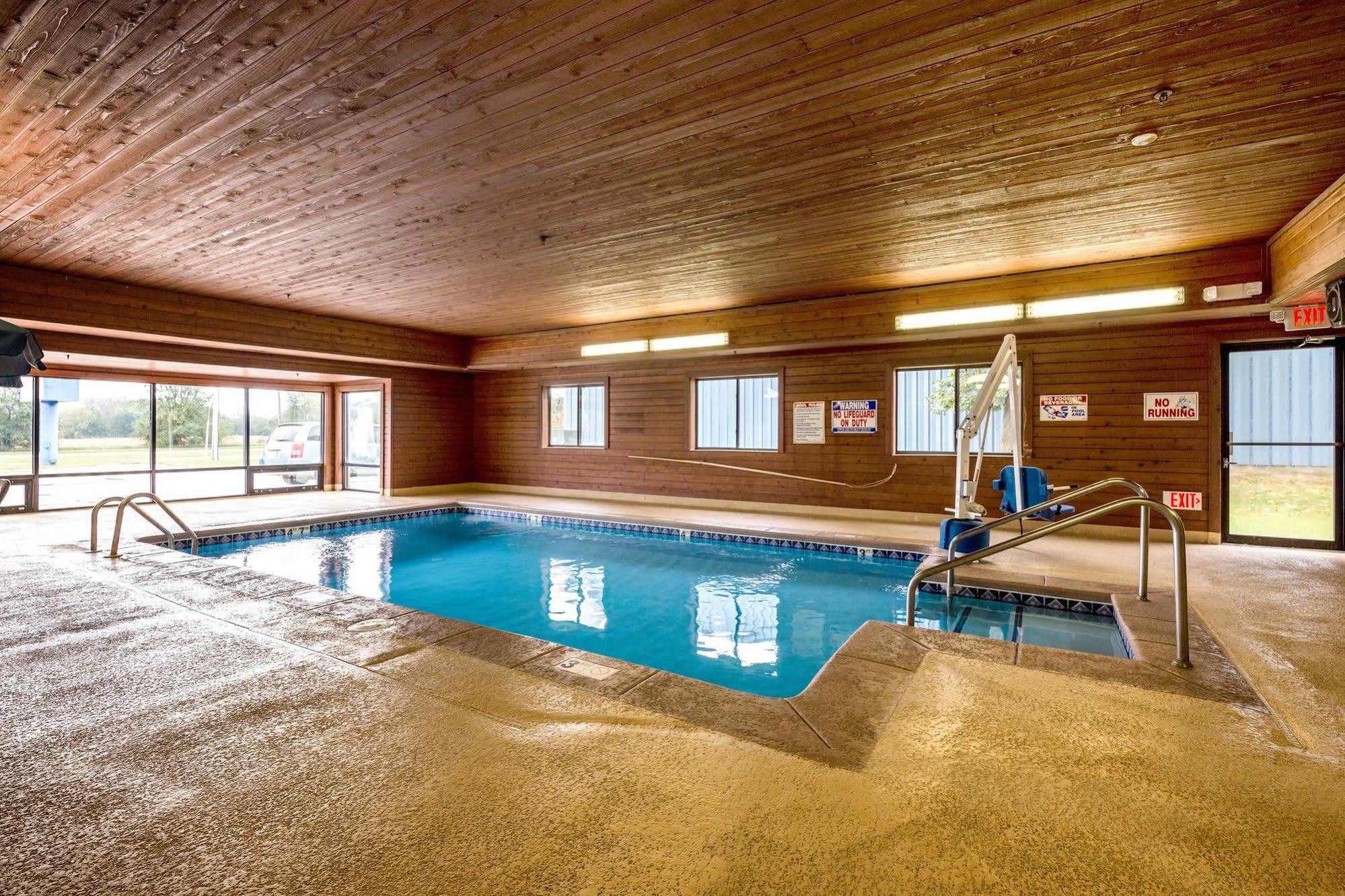 Motel 6-Waterloo, Ia Dış mekan fotoğraf